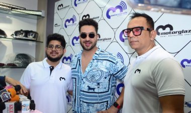 बी-टाउन सेलेब्रिटीज ने मोटरसाउंड्स लोखंडवाला के भव्य उद्घाटन की शोभा बढ़ाई