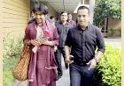 मोटिवेशनल स्पीकर डॉ विवेक बिंद्रा के ऑफिस आकर बाबा बागेश्वर धाम ने लोगों को किया संबोधित